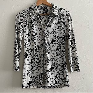 Alfani Floral Print Collared Black and White Button Up Blouse Size X-Small